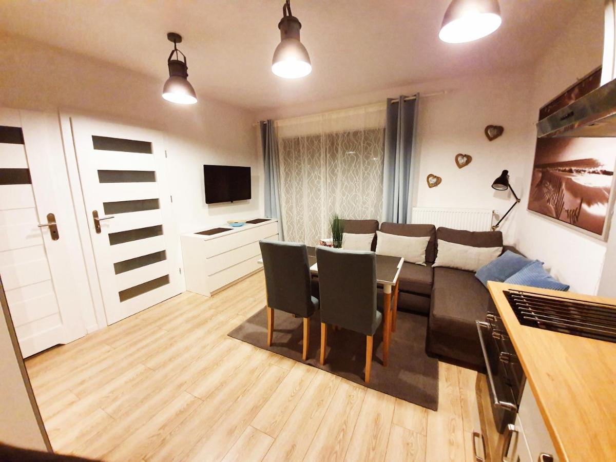 Dom Przy Plazy Apartamento Ustronie Morskie Exterior foto