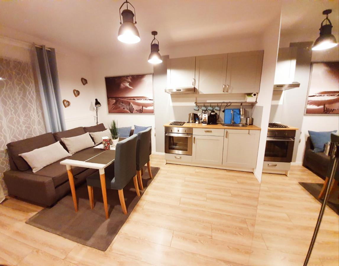 Dom Przy Plazy Apartamento Ustronie Morskie Exterior foto